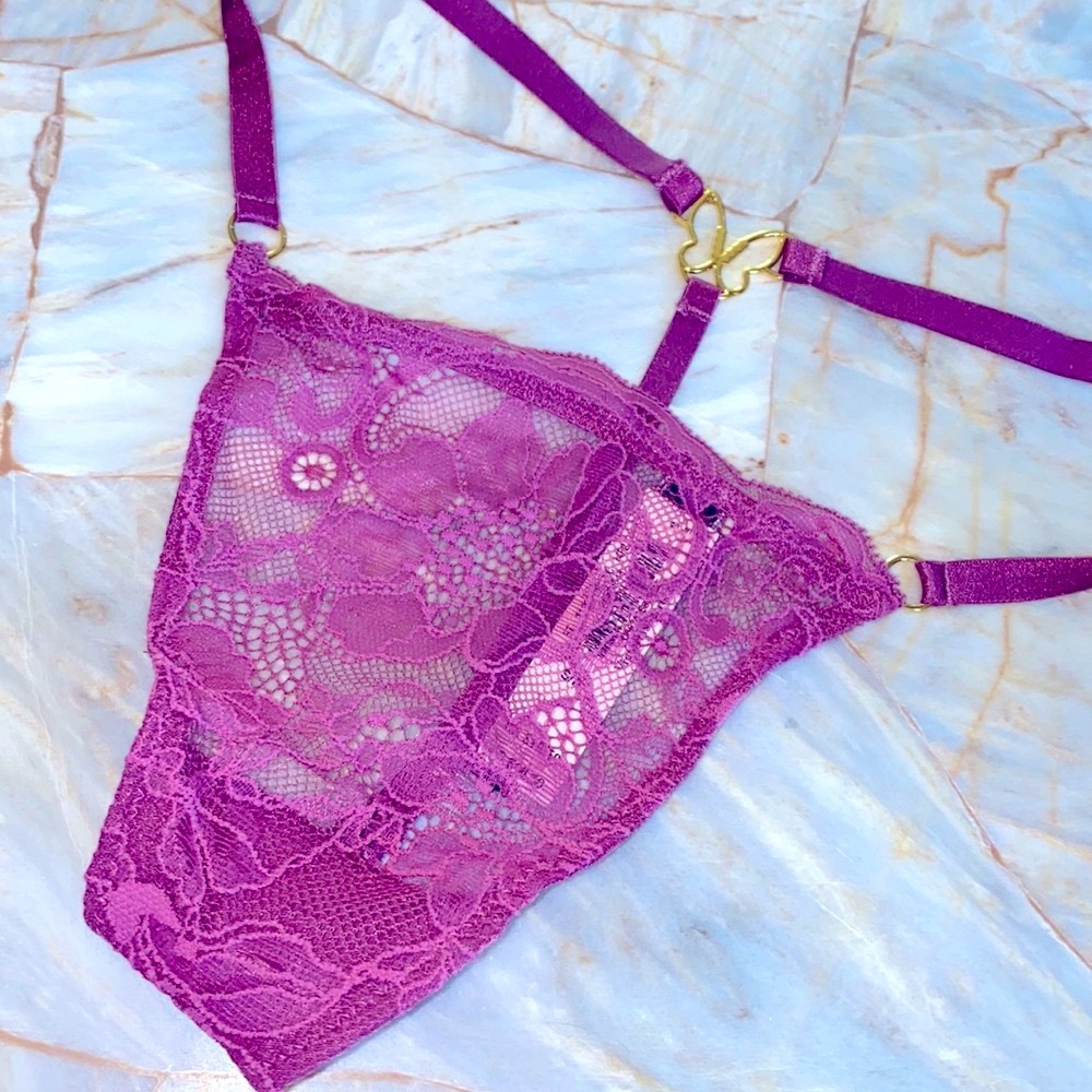 New Victoria’s Secret Very Sexy Strappy Thong Lace Mesh V-String Panty